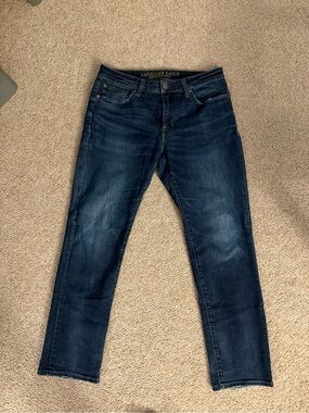 American Eagle Outfitters Men’s Dark Wash Slim Straight Jeans